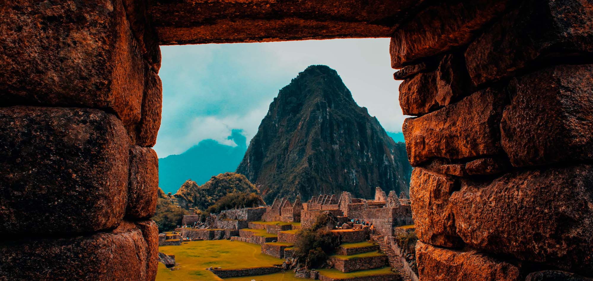 entrance-to-machu-picchu