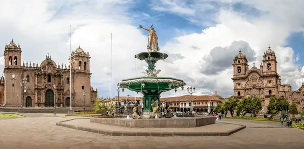 Cusco Plaza De Armas Fountain Daytime