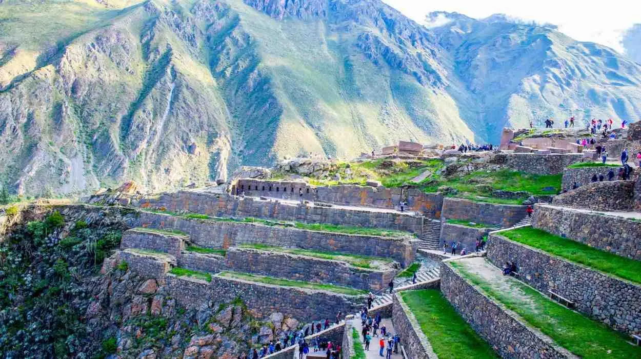 Ollantaytambo Terraces Tourists Climbing