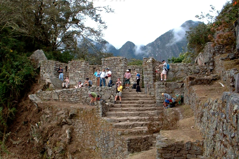 Tourists Waiting Sunrise Intipunku Machu Picchu