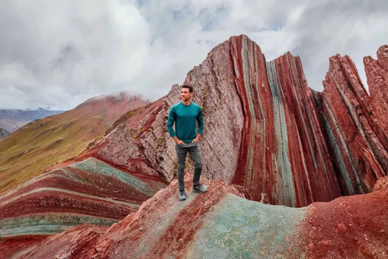 Pallay Punchu Hiker Red Rock Formations
