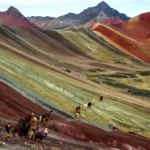 Vinicunca Trek Horses Rainbow Slopes